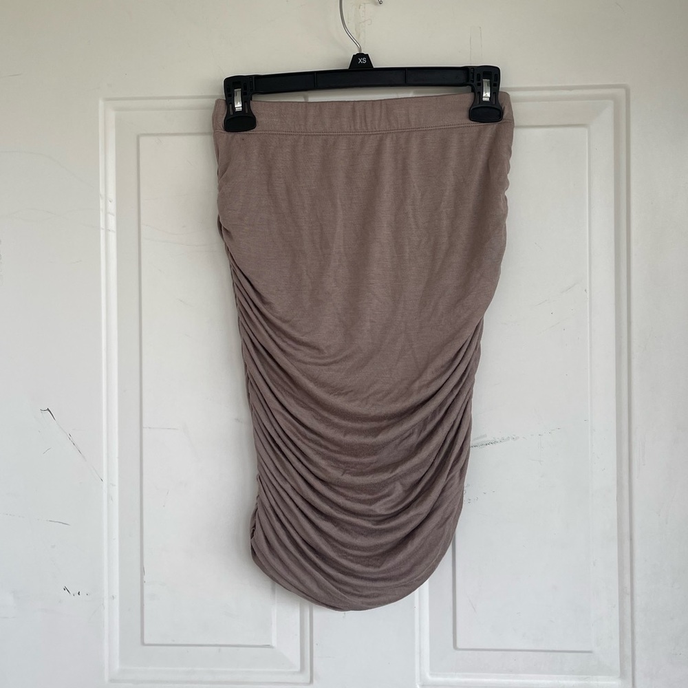 Charlotte Russe brown very flattering stretchy sinched mini skirt